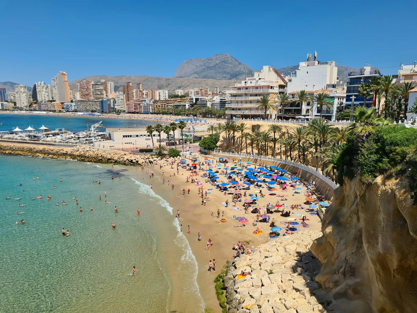 Strand van Benidorm aan de Costa Blanca aan de Spaanse kust