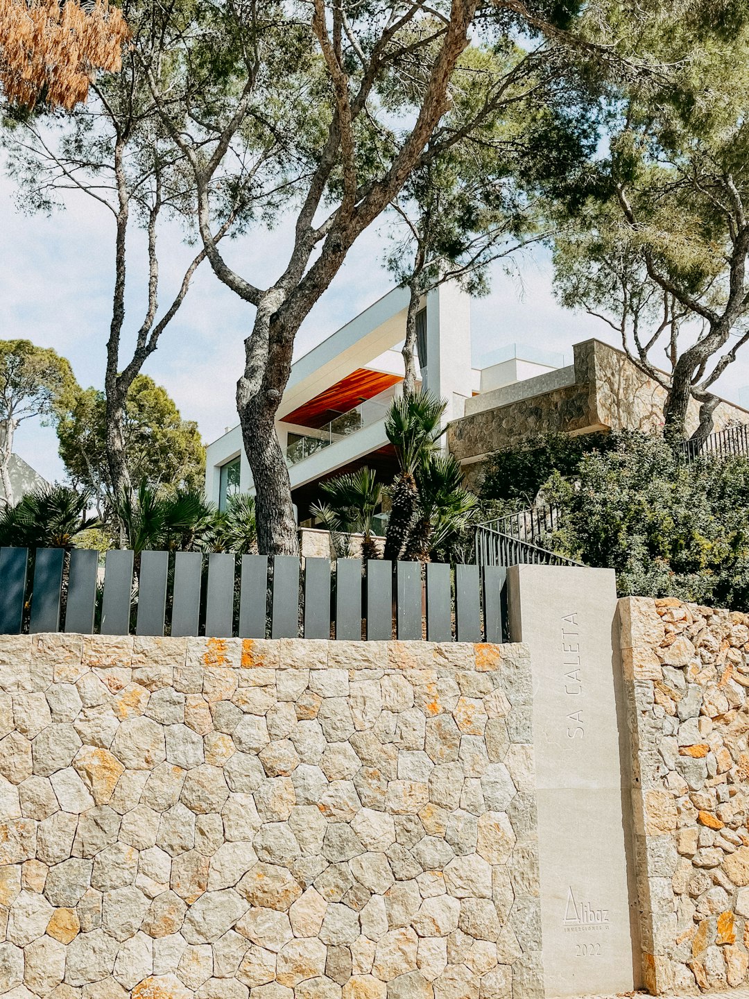 Hoeveel kost een huis in Spanje, voorbeeld van een Mallorquijnse villa met zwembad