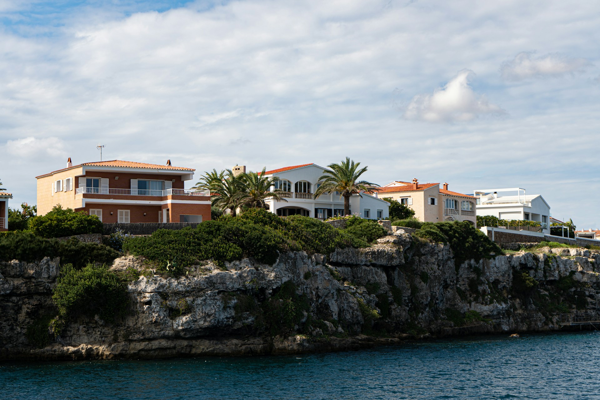 Villa aan de rotskust van de Costa Blanca