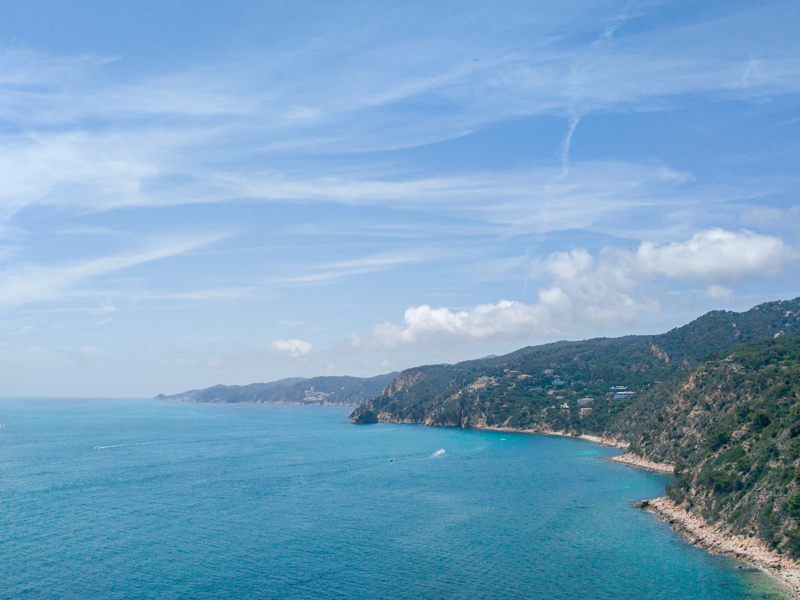 Mediterrane kust van Spanje onder een typisch mediterraan klimaat